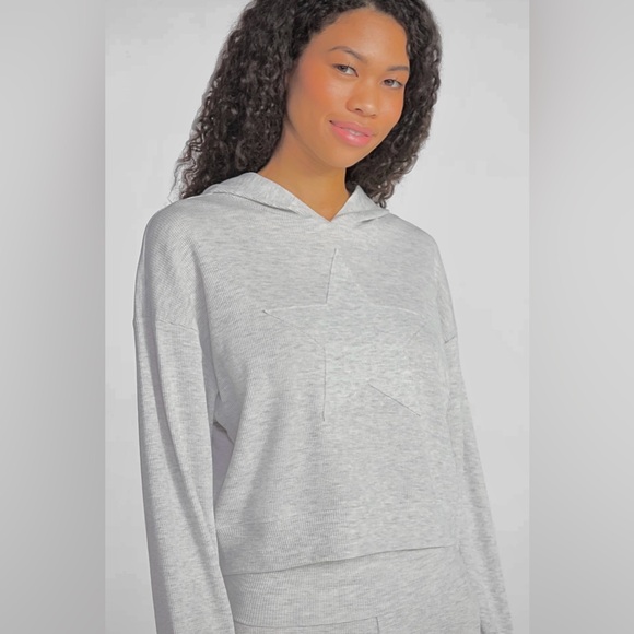 No Boundaries 2 Piece Star Hoodie &  Fold-over Flare Pants Set. M/ LG / XL - Picture 3 of 8